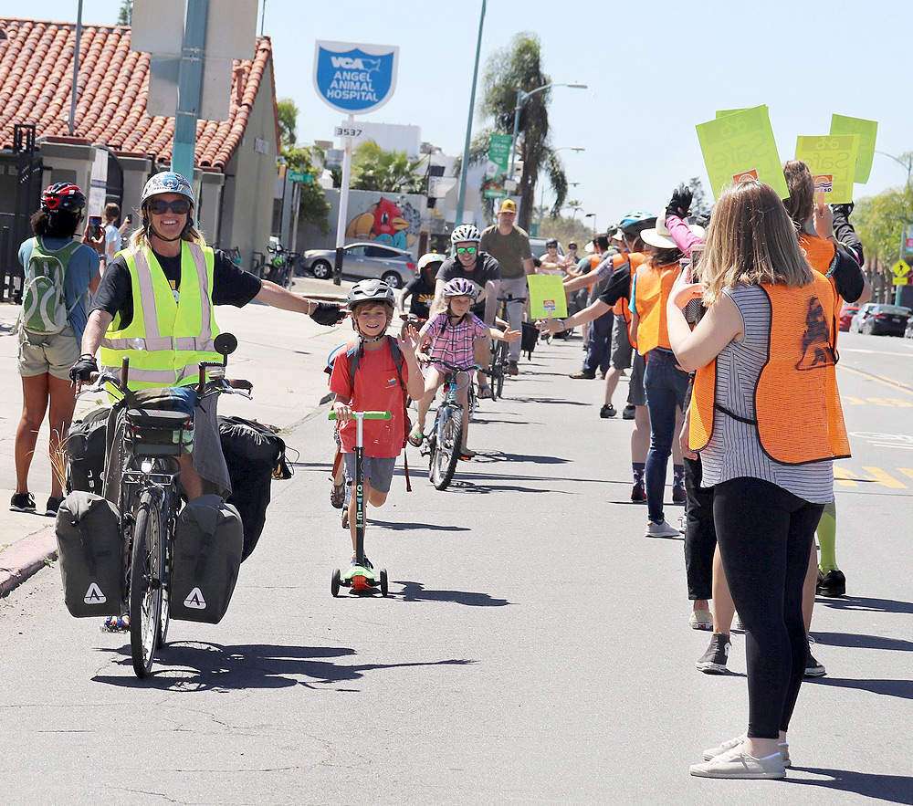 Nicole_30thStBikeLane_20190413_01